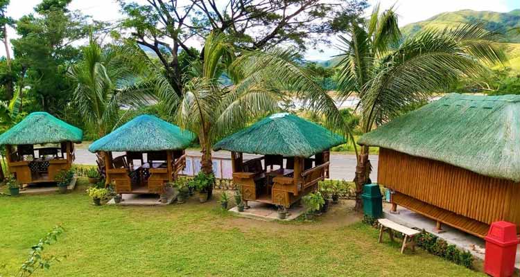 Rea's-Bamboo-Resort