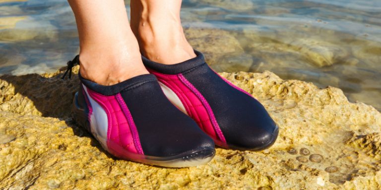 Best Aqua Shoes for Rocky Beaches - Laquatsa